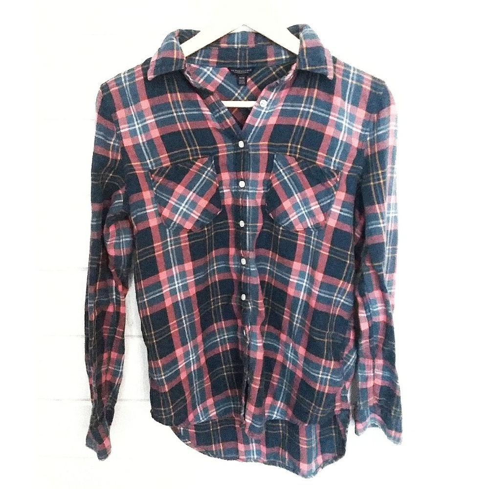Plaid Button Down Top Size Medium